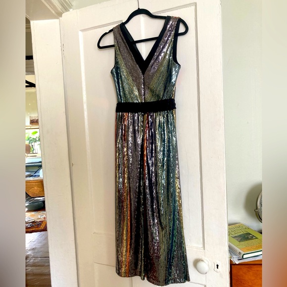 Super festive bright payette dress. Size 2 - Picture 2 of 5